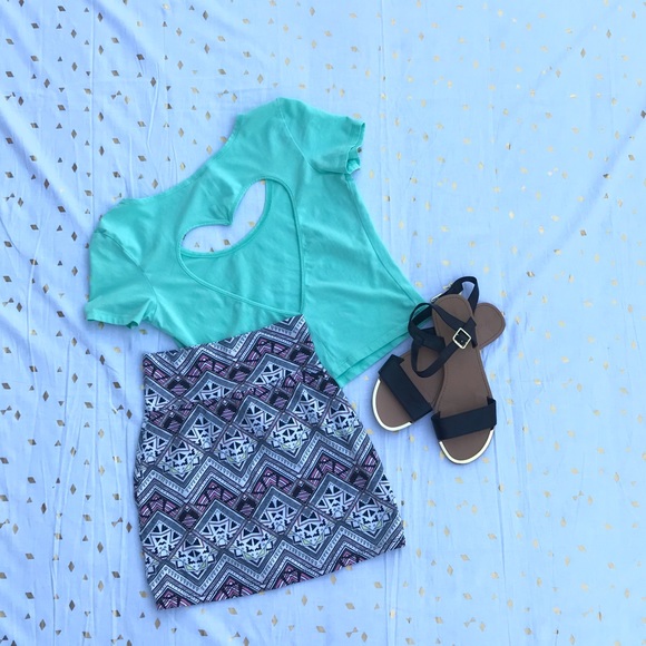 VS Pink Boho / Aztec Print Mini Skirt S - Picture 2 of 9